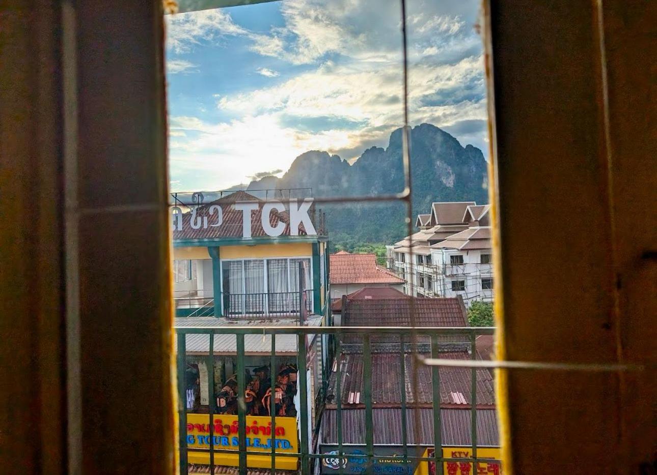 Vang Vieng Ruby Backpackers Hostel Buitenkant foto